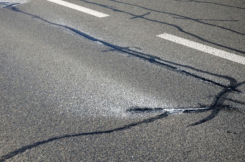 Asphalt Crack Filling