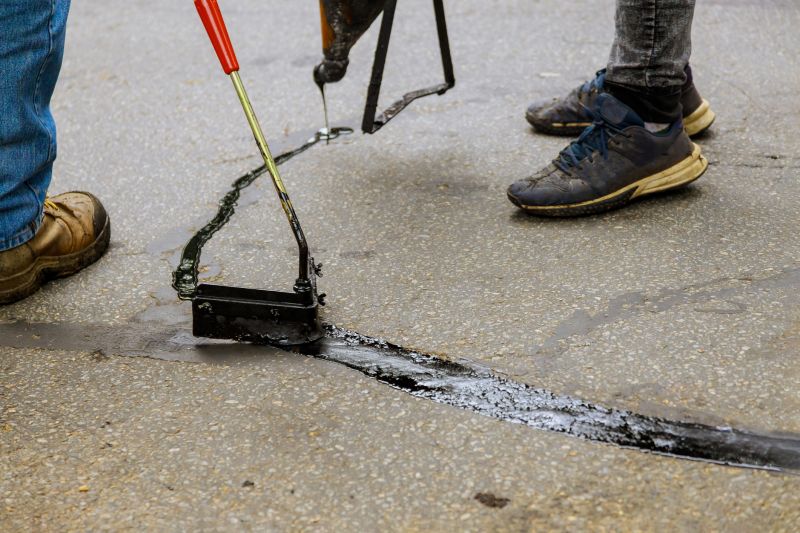 Asphalt Crack Sealing in Columbus, OH